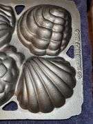 John Wright cast iron seashell gem pan. New never used
