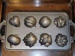 John Wright cast iron fruit gem pan. Cast in Wrightsville. New.