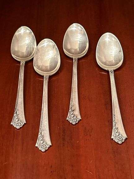 Set of (4) Oneida Damask Rose Heirloom Sterling Soup Spoons (6”)