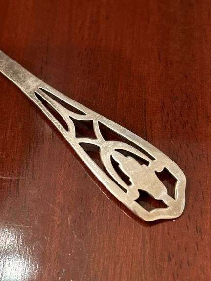 Sterling Silver 5 O'Clock Teaspoon with pierced design handle (pattern #100) by R. Wallace & Sons (1910)