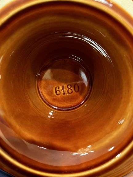 Emile Henry France (6180) high glaze ceramic pedestal cake plate with scalloped inner design