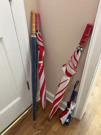 Large to Small Umbrellas