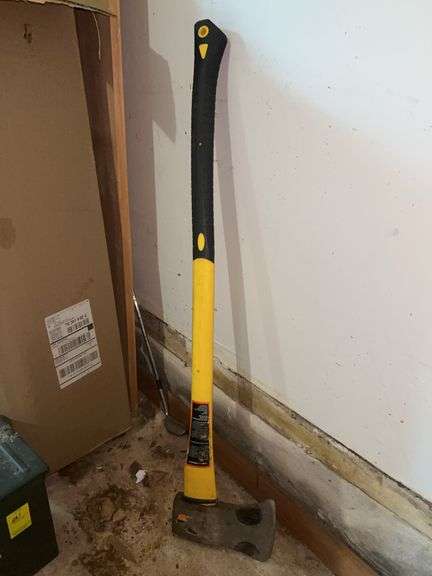 RockForge fiberglass handle axe…..believed to be 3-1/2 lb. image