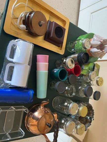 Kitchen and Dish ware image