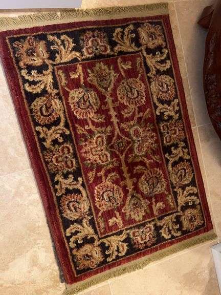 Small Bokara Style Safavieh's Heritage Rug image