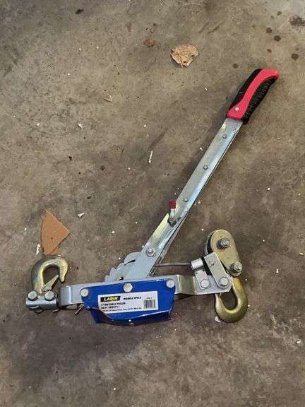 LARIN 2-ton Cable Puller image
