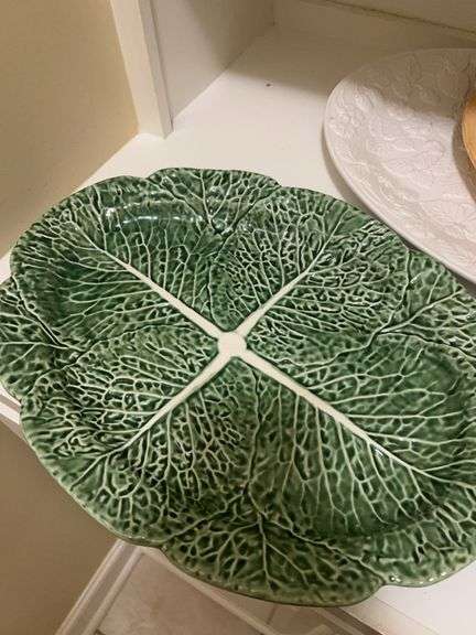 7 Pc. Serving Tray Set image