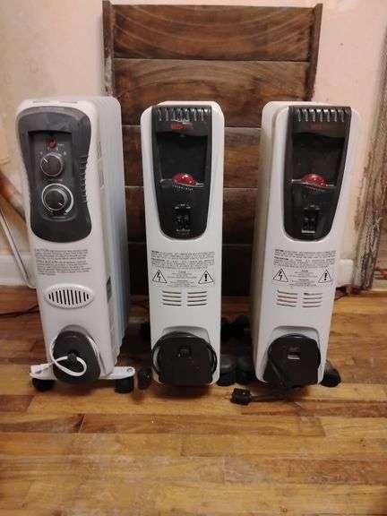 3 Electric Radiator Heaters, 2 DeLonghi's older, 1 Mainstay newer