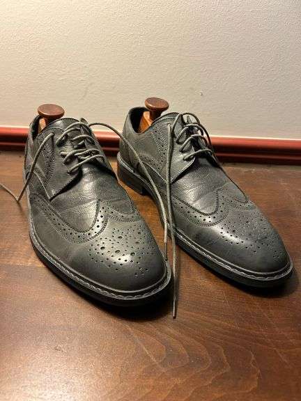 Like new pair of gray leather Penguin by Munsingwear wing tip shoes…sizes 10-1/1….with shoe forms image