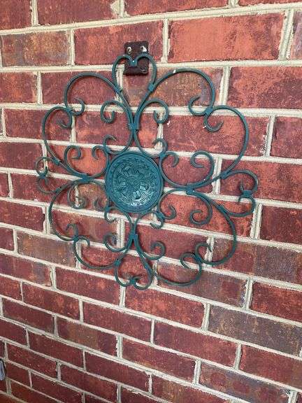 Decorative outdoor wall hanger image