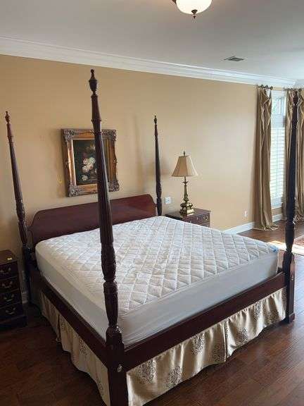 4 Post Hickory White Cherry Mahogany King Size Bed image