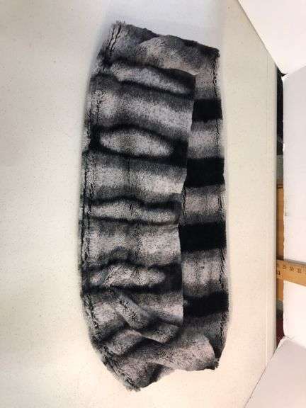 Gray/black/white faux fur infinity scarf. 5’ circle. 100% polyester. Super soft! Washable. image