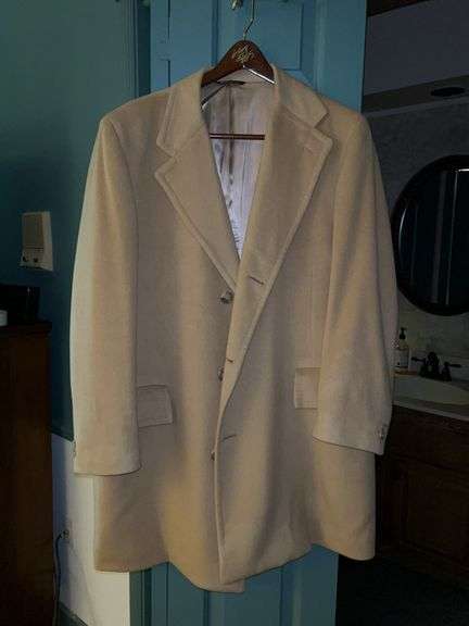 Vintage Goldsmith’s 100% Mongolian Cashmere men’s coat…..size 40 image
