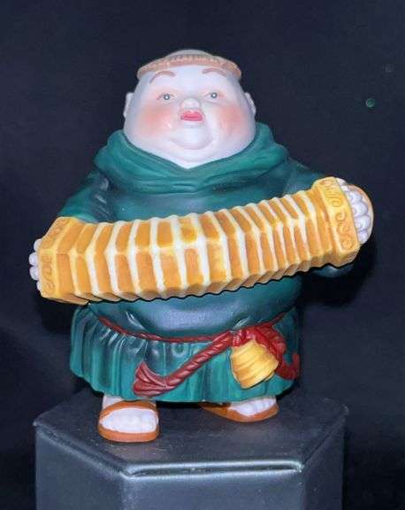 Dept. 56 porcelain Merry Makers Monks “Clarence the Concertinist”…..3-1/2” tall and in original box….small tear on box top