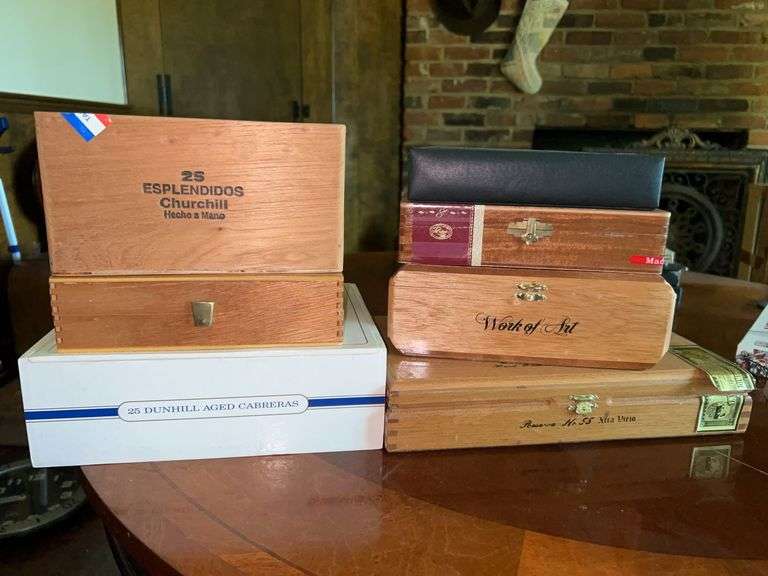 Grouping of cigar boxes image