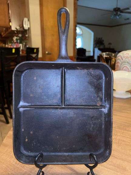Cast iron breakfast skillet…..marked R on back image