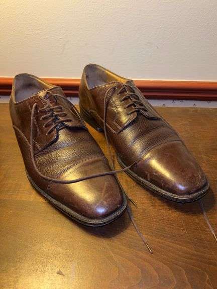 Used Johnston & Murphy brown leather oxfords….size 10-1/2M image
