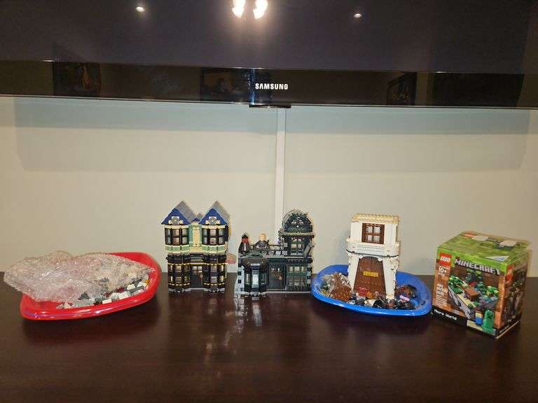 Collecton of Legos SEE ALL PICS FOR DETAILS... image