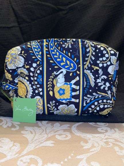 NWT Vintage Vera Bradley Ellie Blue Large Cosmetic Case…..matching piece to Lot 50LR image