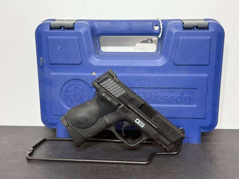 Smith & Wesson  9mm  MP9C  SN:DXZ5736 image