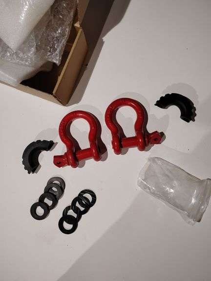 2 Towing Shackles New image
