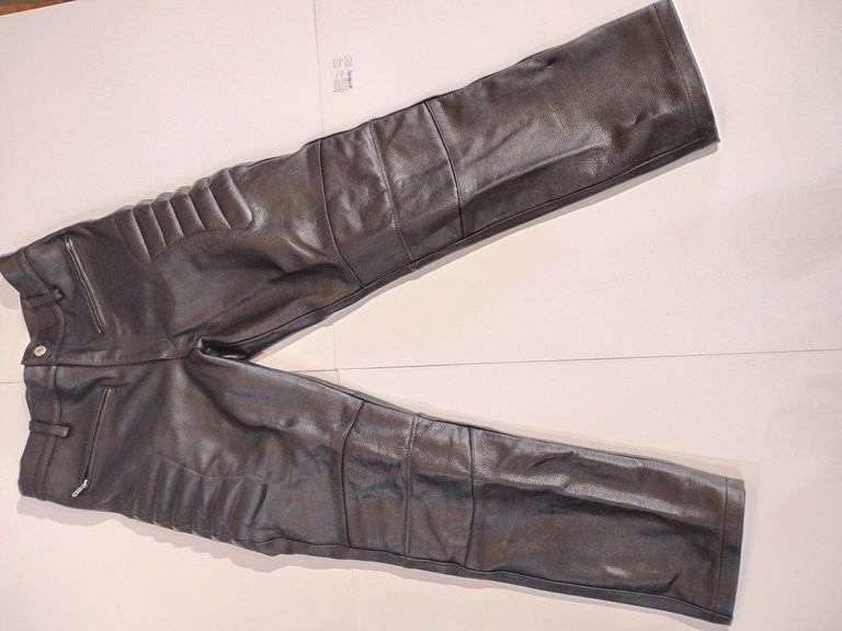 Leather Padded Motorcycle Riding Pants, no maker or size, but they are small, in excellent condition. image