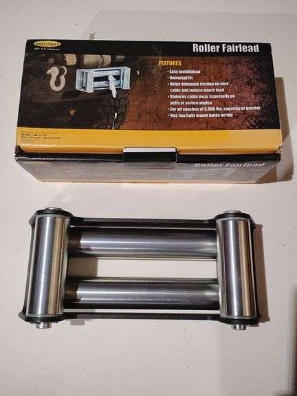 Smitty Bilt Roller Fairlead, New. image