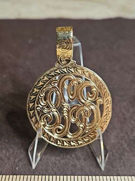 Ladies 14K gold round monogrammed pendant 14.9 total grams... image