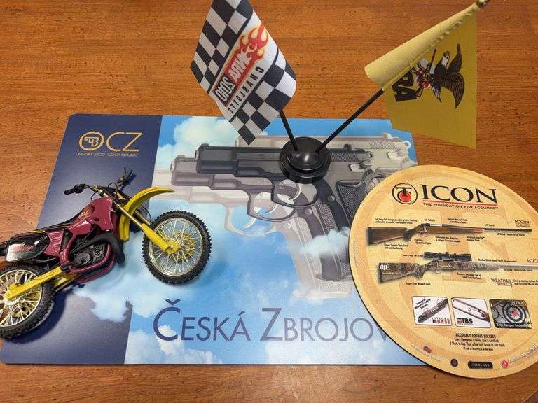 Česká, Icon, Diecast Snap On and NRA Decor and Accessories image