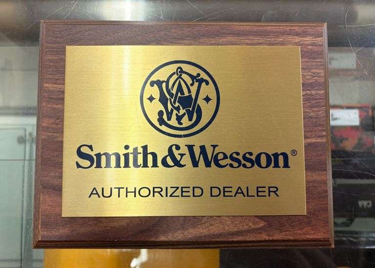 9” Smith & Wesson Dealer Wall Plaque image