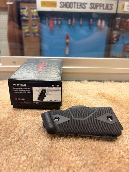Crimson Trace LaserGrip 1911 Compact (Fits most 1911 Compact frames with grip screws measuring 2-11/16" apart), Red Sight LG-404 image