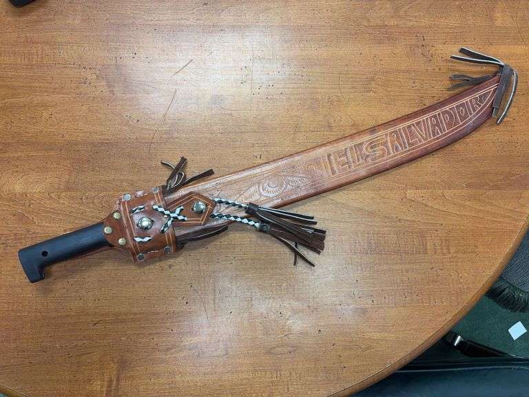 Imacasa El Salvador Machete with Sheath image