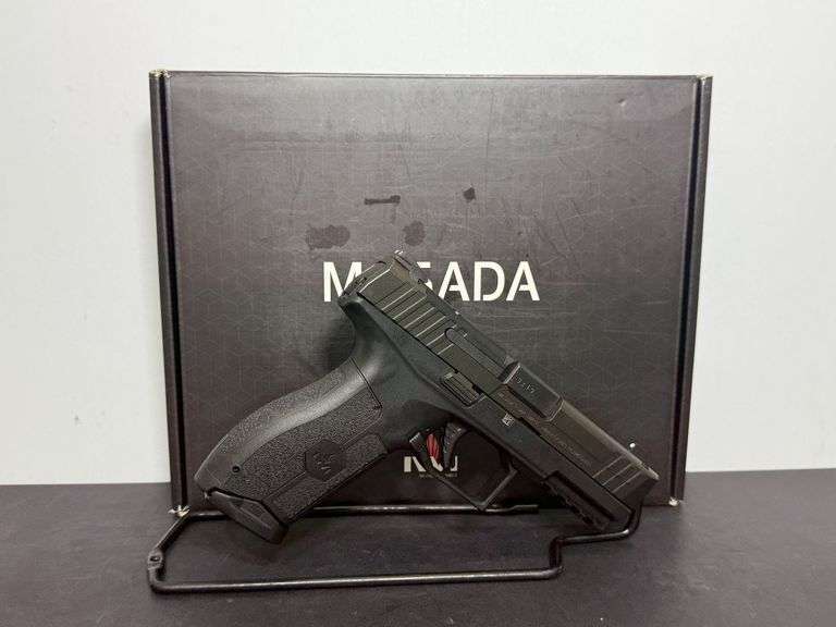 IWI  9mm  Masada  SN:M1024981  . image