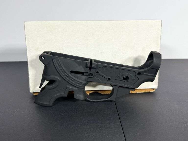 Spike's Tactical  Multi  Lower  SN: SH04110 image