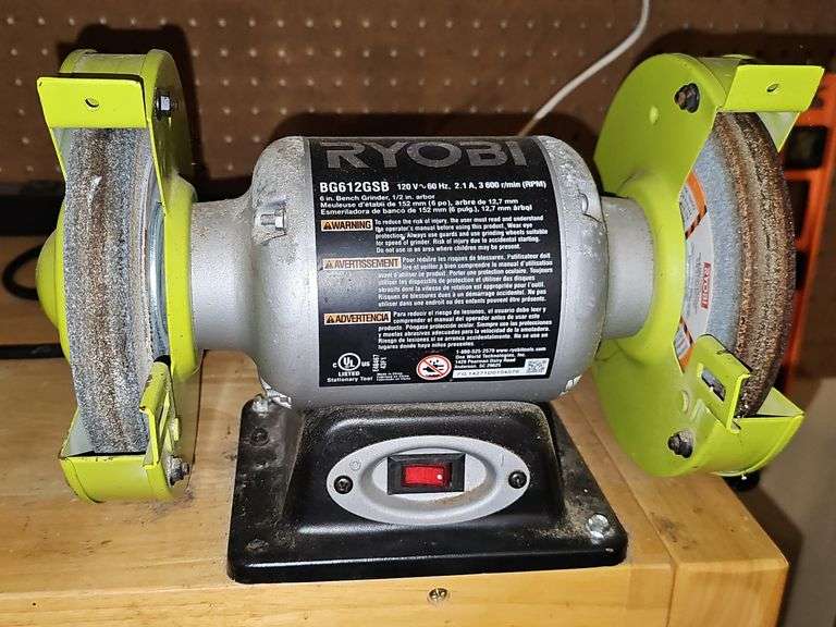 Ryobi BG612GSB 6-in bench grinder in working order. image