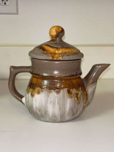 Vintage Laurentian Tundra Drip Glaze Teapot…..6-1/4” tall image