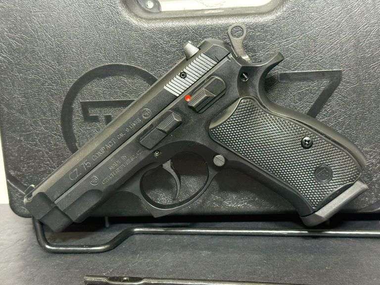 CZ  9mm  75C  SN:F033995 image