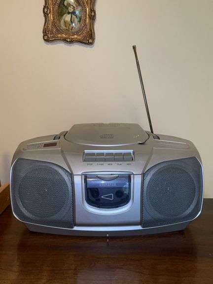 AIWA Radio/CD/Cassette combo…..radio works, could not get CD player to work and cassette is untested image