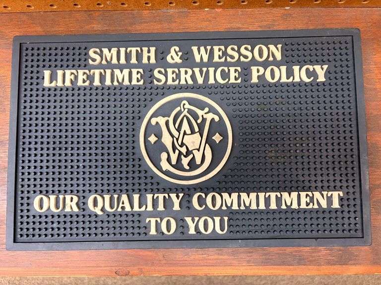 14.5” Smith & Wesson Lifetime Gun Mat image