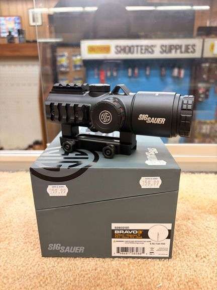 Sig Sauer Bravo3 Prismatic Scope, 3x24mm, w/MEGAVIEW SOB33101 image