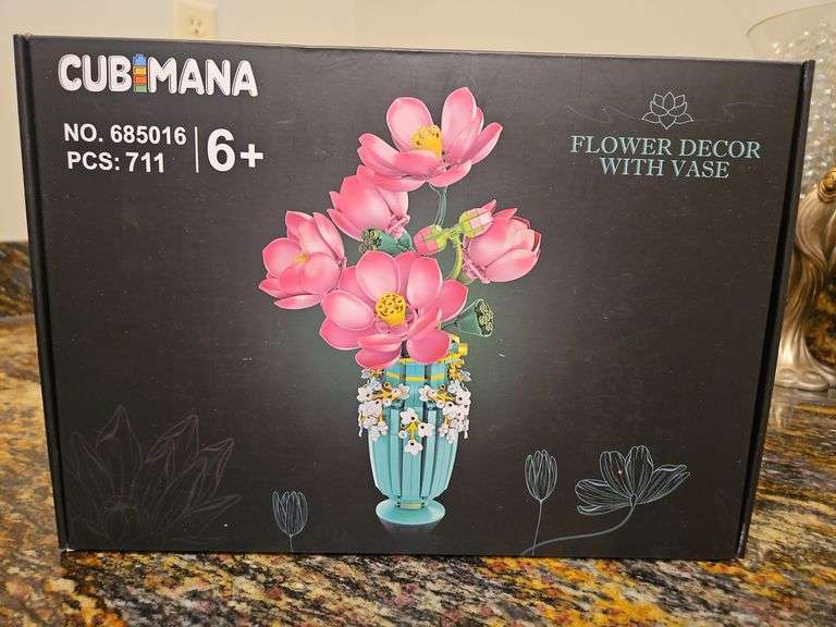 NIB Cubimana Flower Decor w/Vase #685016... image