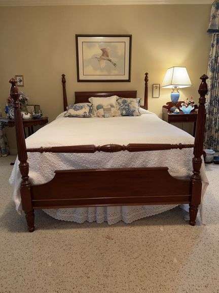 Great looking cherry Queen size 4-poster bed and all bedding…..mattress is a Sealy Back Saver…..no wood side rails just a bed frame image