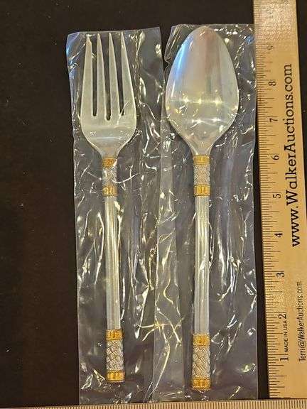 Vintage NIP Wallace Sterling 2-Piece Serving Spoon/Fork in the Golden Agean Weave Pattern...total wt 165.7 g... image
