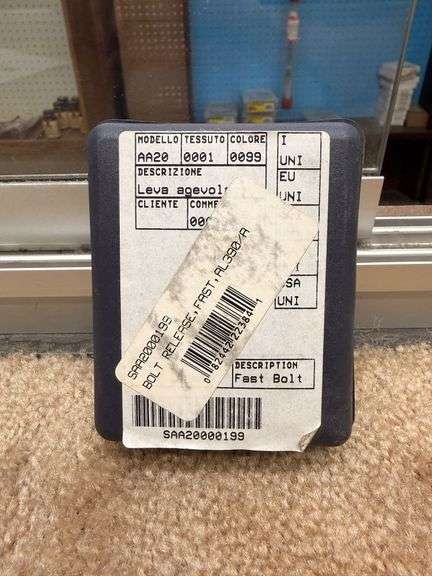 Berretta Fast Bolt Release Lever AA20, AL390/A image