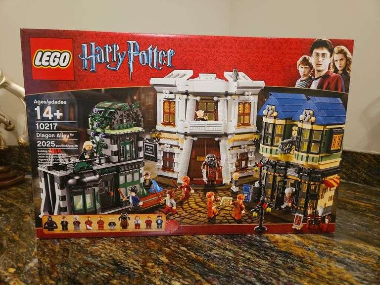 NIB LEGO Harry Potter Diagon Alley #10217... image