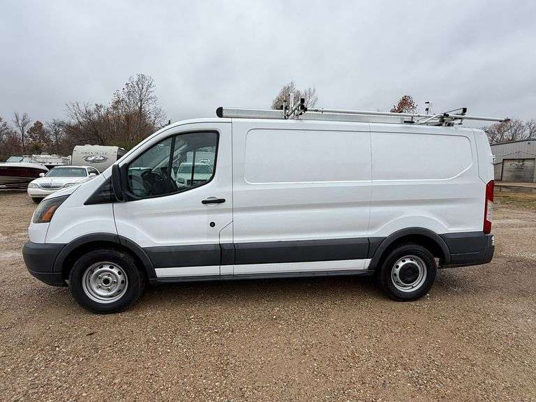 2015  FORD  Transit image