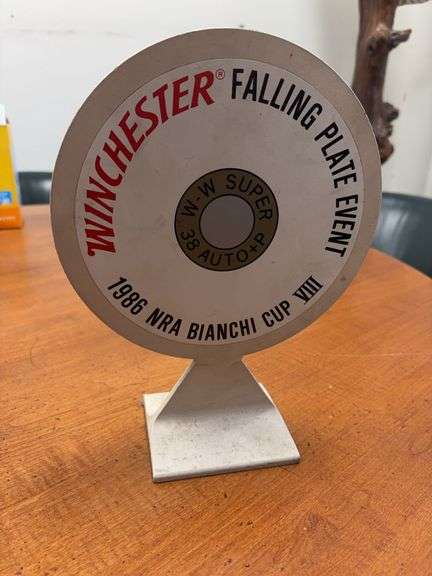 11” Heavy 1986 Metal Winchester Falling Plate Event NRA Bianchi Cup 8 Trophy image
