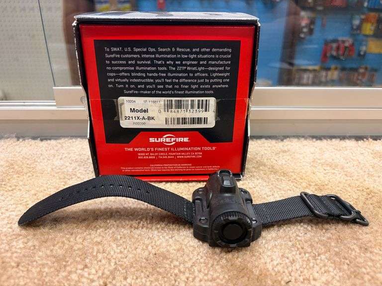 SureFire 2211X Variable-Output LED Wrist Light 2211X-A-BK image