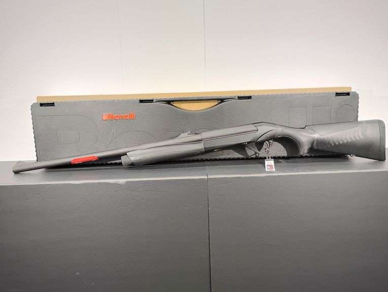 Benelli  12GA  Super Black Eagle 3  SN: U625217M19 image