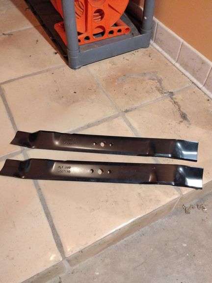 2 NEW Replacement Parts Mower Blades # 406712D for 21" cut for Craftsman for Husqvarna. OE Part Number 406712, 165833, 175052, 532175064 image